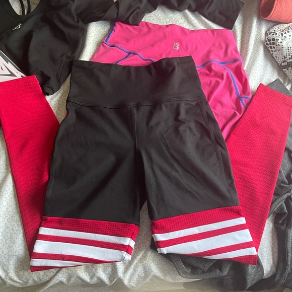 Bombshell Sportswear M - Picture 2 of 2